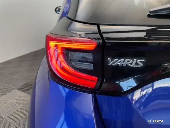 TOYOTA YARIS IV - voiture d'occasion - Photo 27