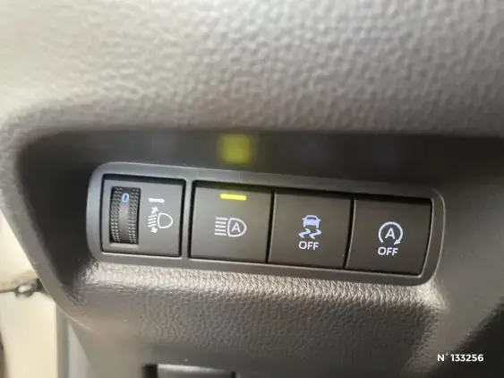 TOYOTA AYGO X - voiture d'occasion - Photo 15