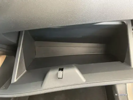 TOYOTA AYGO X - voiture d'occasion - Photo 27