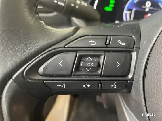 TOYOTA YARIS CROSS I - voiture d'occasion - Photo 37