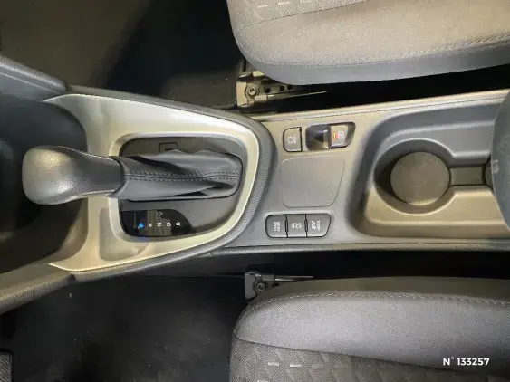 TOYOTA YARIS CROSS I - voiture d'occasion - Photo 41