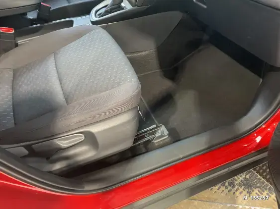 TOYOTA YARIS CROSS I - voiture d'occasion - Photo 26