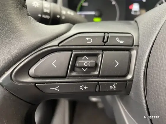 TOYOTA YARIS IV - voiture d'occasion - Photo 38