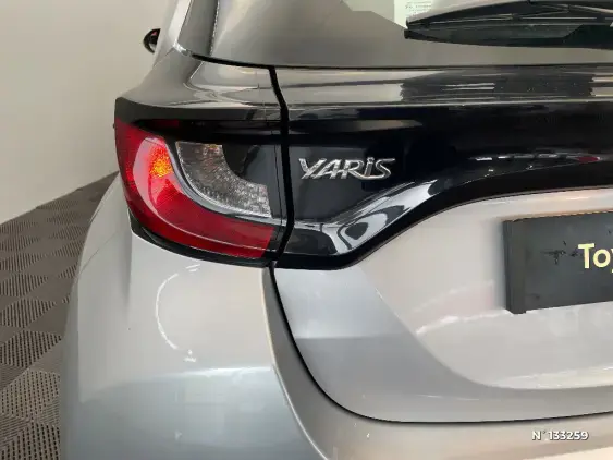 TOYOTA YARIS IV - voiture d'occasion - Photo 29