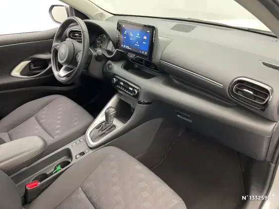 TOYOTA YARIS IV - voiture d'occasion - Photo 10