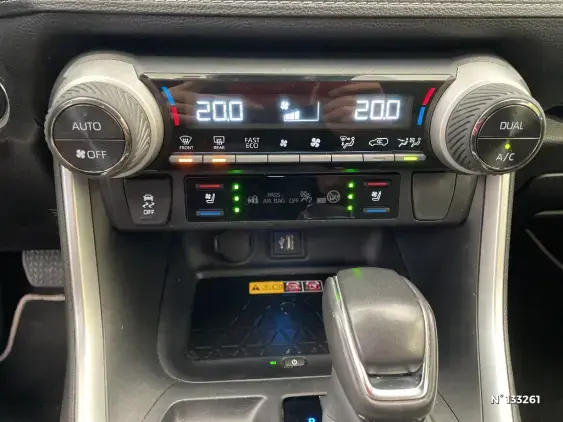 TOYOTA RAV4 V - voiture d'occasion - Photo 31