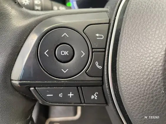 TOYOTA RAV4 V - voiture d'occasion - Photo 38