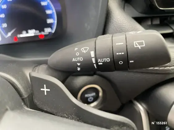 TOYOTA RAV4 V - voiture d'occasion - Photo 40