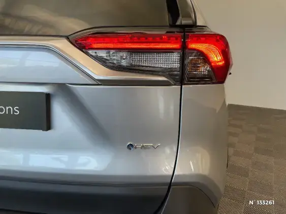 TOYOTA RAV4 V - voiture d'occasion - Photo 30