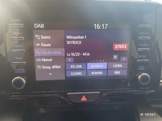 TOYOTA YARIS IV - voiture d'occasion - Photo 34