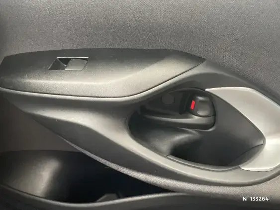 TOYOTA YARIS IV - voiture d'occasion - Photo 35