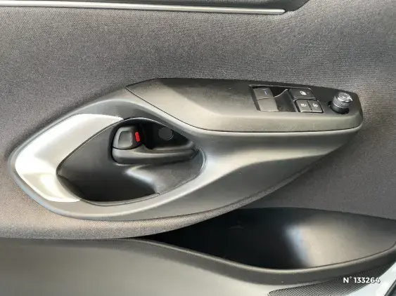 TOYOTA YARIS IV - voiture d'occasion - Photo 36