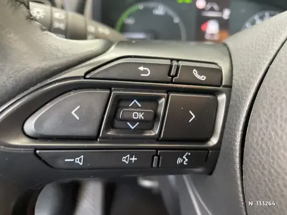 TOYOTA YARIS IV - voiture d'occasion - Photo 37