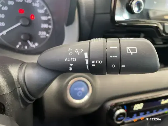 TOYOTA YARIS IV - voiture d'occasion - Photo 39