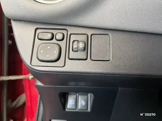 TOYOTA YARIS III - voiture d'occasion - Photo 15