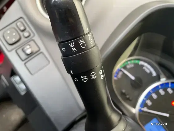 TOYOTA YARIS III - voiture d'occasion - Photo 34