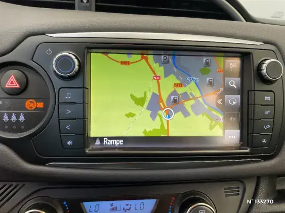 TOYOTA YARIS III - voiture d'occasion - Photo 40