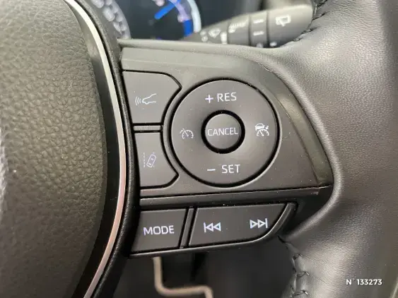 TOYOTA RAV4 V - voiture d'occasion - Photo 33