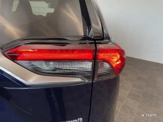 TOYOTA RAV4 V - voiture d'occasion - Photo 26