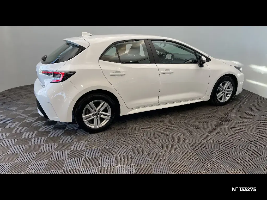 TOYOTA COROLLA XII - Miniature 3