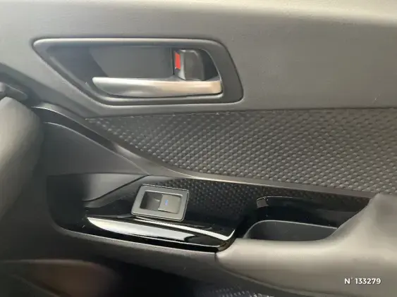 TOYOTA C-HR - voiture d'occasion - Photo 35