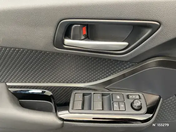 TOYOTA C-HR - voiture d'occasion - Photo 36