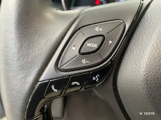 TOYOTA C-HR - voiture d'occasion - Photo 37