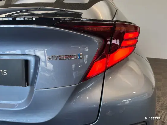 TOYOTA C-HR - voiture d'occasion - Photo 30