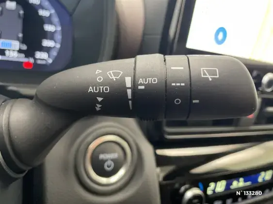 TOYOTA YARIS CROSS I - voiture d'occasion - Photo 35