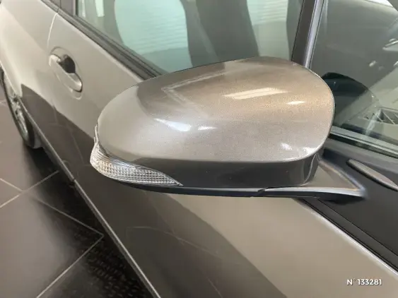 TOYOTA YARIS III - voiture d'occasion - Photo 44