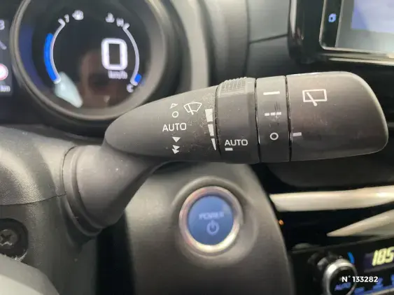 TOYOTA YARIS CROSS I - voiture d'occasion - Photo 39