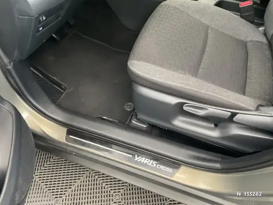 TOYOTA YARIS CROSS I - voiture d'occasion - Photo 28