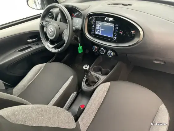 TOYOTA AYGO X - voiture d'occasion - Photo 10