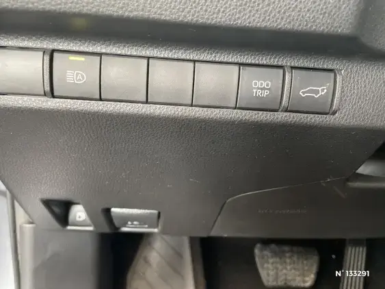 TOYOTA RAV4 V - voiture d'occasion - Photo 15