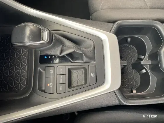 TOYOTA RAV4 V - voiture d'occasion - Photo 37