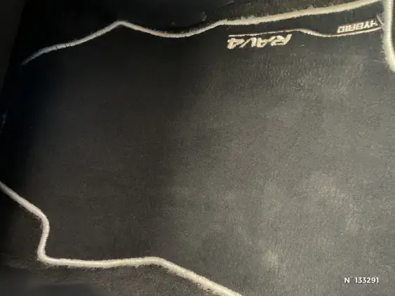 TOYOTA RAV4 V - voiture d'occasion - Photo 39