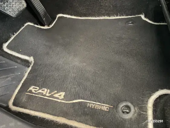 TOYOTA RAV4 V - voiture d'occasion - Photo 40