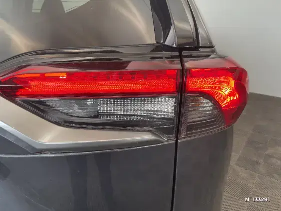 TOYOTA RAV4 V - voiture d'occasion - Photo 26