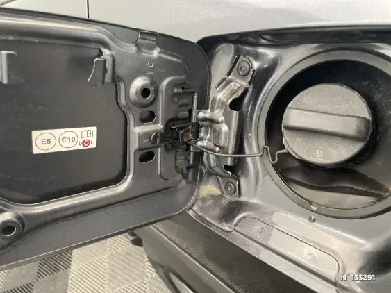 TOYOTA RAV4 V - voiture d'occasion - Photo 30