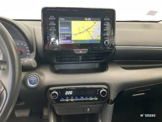 TOYOTA YARIS IV - voiture d'occasion - Photo 13