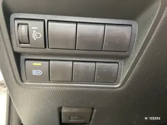 TOYOTA YARIS IV - voiture d'occasion - Photo 15