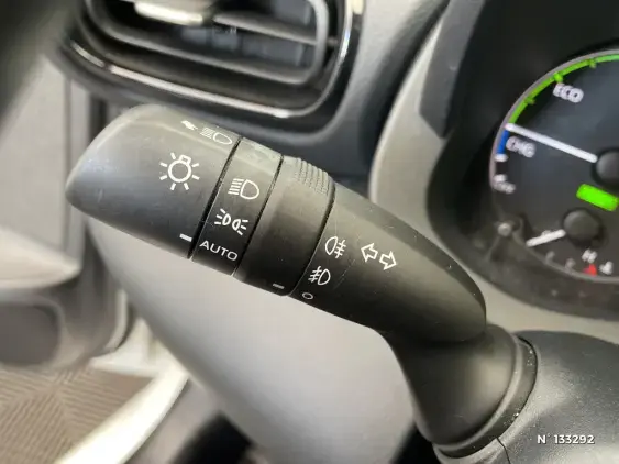 TOYOTA YARIS IV - voiture d'occasion - Photo 39