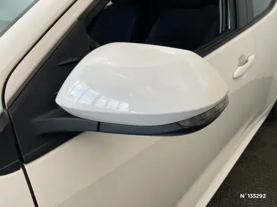 TOYOTA YARIS IV - voiture d'occasion - Photo 42