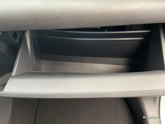 TOYOTA YARIS IV - voiture d'occasion - Photo 27