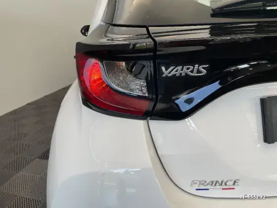 TOYOTA YARIS IV - voiture d'occasion - Photo 29