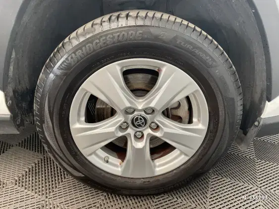 TOYOTA RAV4 V - voiture d'occasion - Photo 8