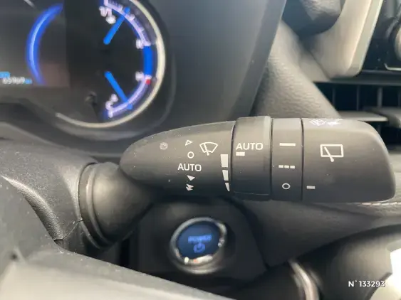 TOYOTA RAV4 V - voiture d'occasion - Photo 39