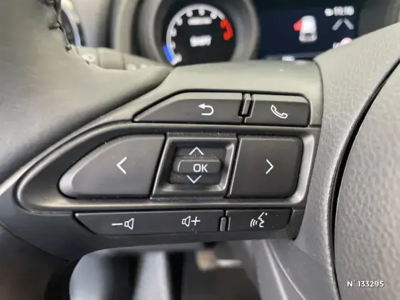 TOYOTA YARIS IV - voiture d'occasion - Photo 37