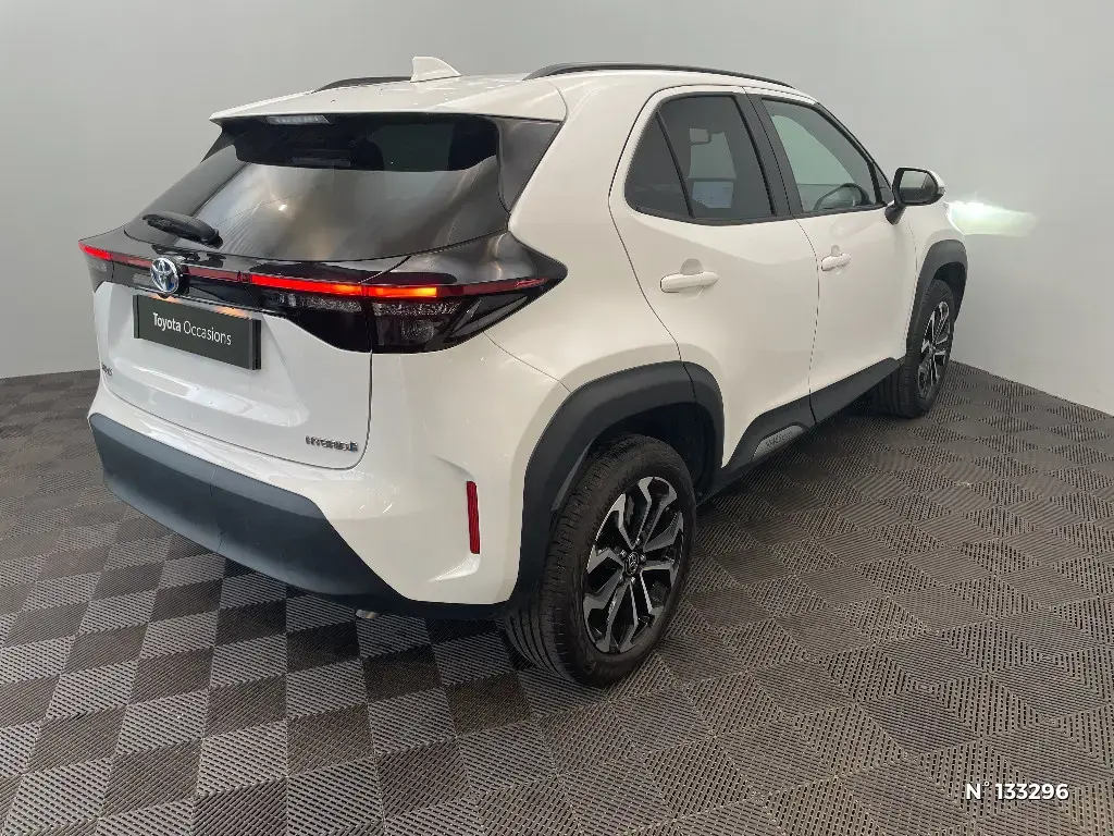 TOYOTA YARIS CROSS I - Miniature 2