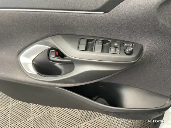 TOYOTA YARIS CROSS I - voiture d'occasion - Photo 31